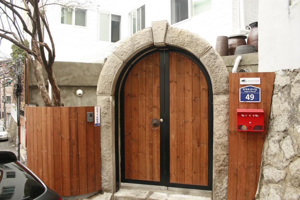 Crib 49 Guesthouse - Foreigner Only Seoul Exterior photo